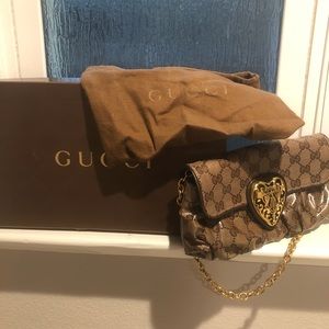 Gucci evening bag in excellent condition!